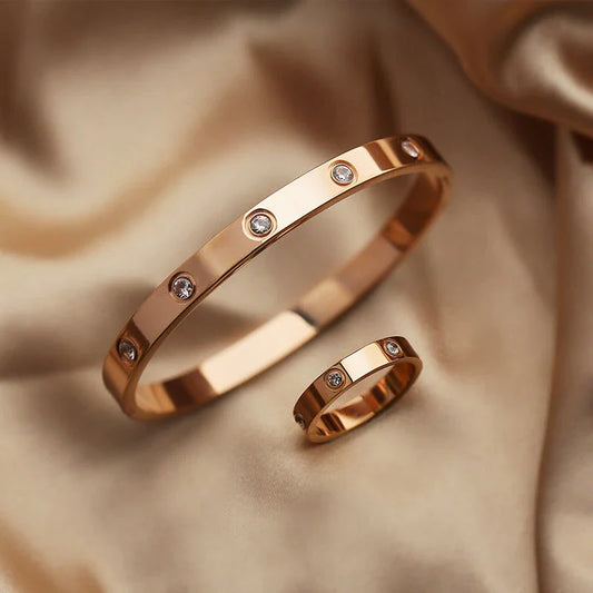 Stunning Stainless Steel Bangle & Ring Set with Crystals - The Ideal Gift for Her!
