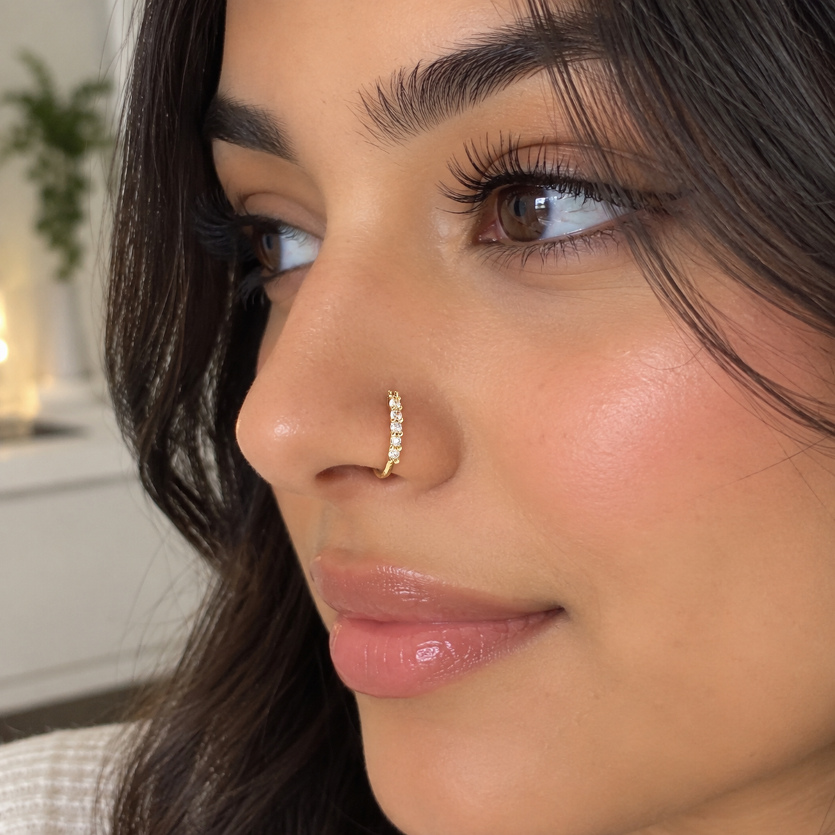 Single-Row Miniature Zircon Nose Ring