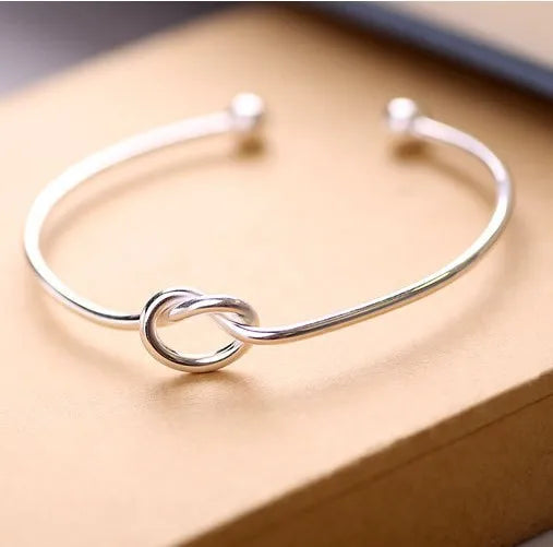 Elegant S925 Sterling Silver Chain Bracelet - Perfect for Every Occasion