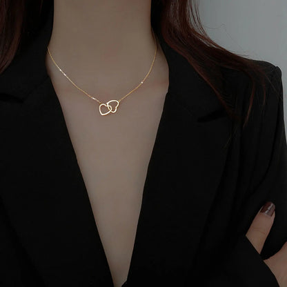 Elegant Heart Necklace Gift Set - Perfect for Wife or Girlfriend on Valentine's Day - Romantic Jewelry in a Beautiful Rose Gift Box