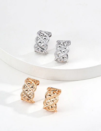 Twisted Totem Pattern Hoop Earrings
