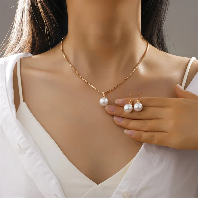 Elevate Your Style with Our Vintage Gold Imitation Pearl Jewelry Set - Perfect for Weddings and Parties!